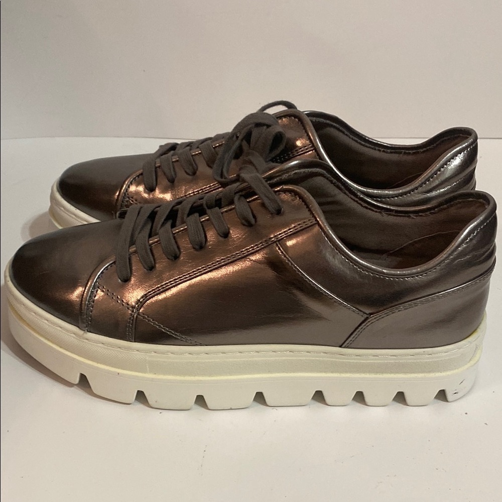 Steven Madden Metallic Sneakers Size 9M - Picture 3 of 8